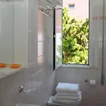 Flora Hotel 3*