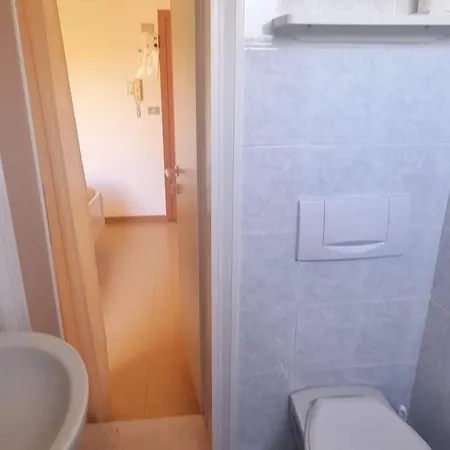 Flora Ξενοδοχείο Μπελάρια-Ιτζέα Μαρίνα